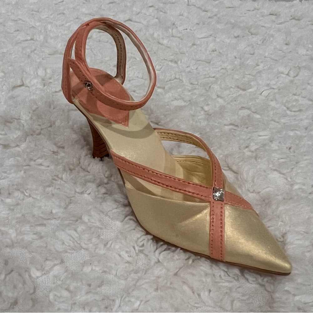 Just The Right Shoe Mothers Are Forever